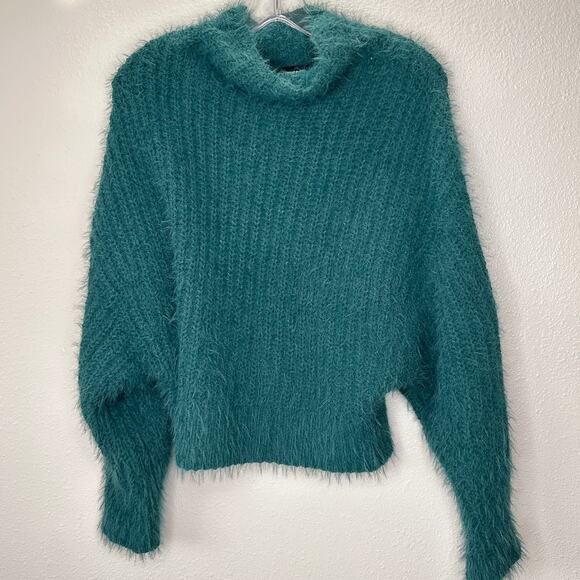 Express Green Fuzzy Long Sleeve Mock Neck Crop Sweater XS - Picture 7 of 13